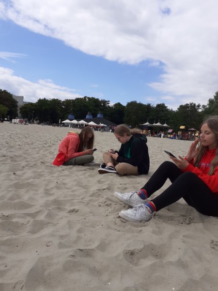 _140957.jpg