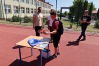 img_1981_small.jpg